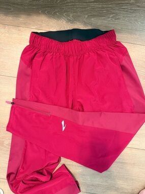 🩷 Brooks Chaser Running Pants – Magenta – Size S – Excellent Condition